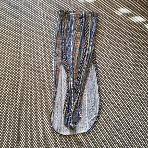 Patterned flowy maxi skirt - Picture 2 of 3